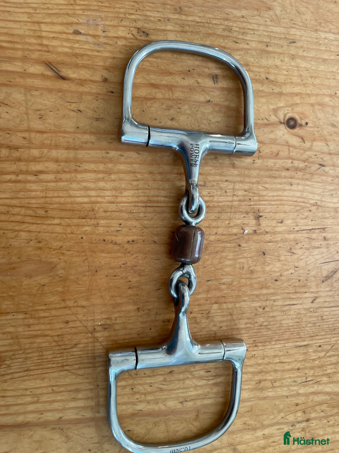 Bett hästutrustning till salu: Tredelat  i Ösmo - Annons 1