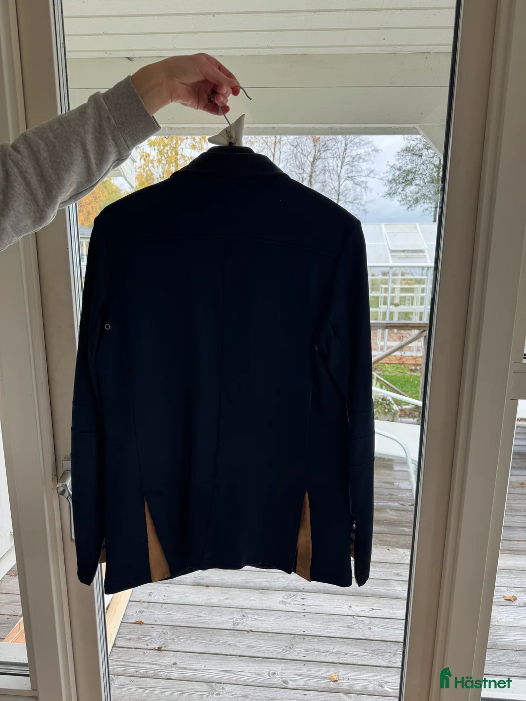 Jackor & Kavajer ryttarutrustning till salu: Animo kavaj i Vetlanda - Annons 3