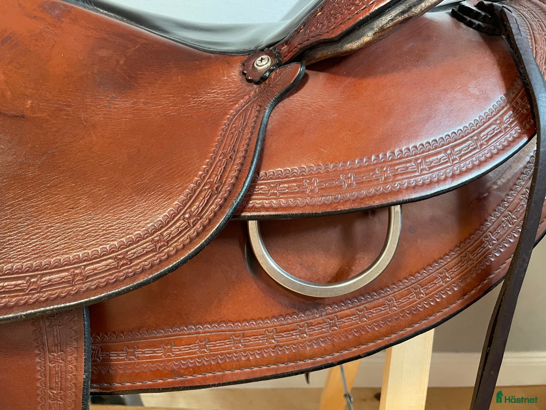 Sadlar hästutrustning till salu: Westernsadel, komplett i Bromma - Annons 6