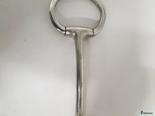 Bett hästutrustning till salu: Rakt bett, 13,5 i Lerum - Annons 1