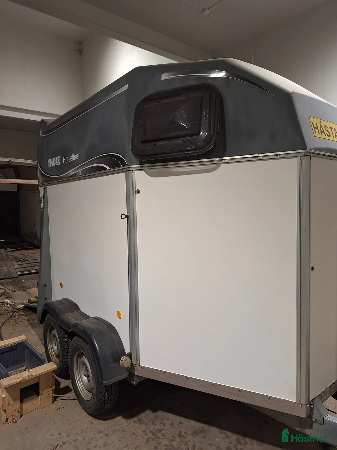 Hästtransporter  fordon & transport till salu: Nyrenoverad THULE Horseline 2009 - Annons 1