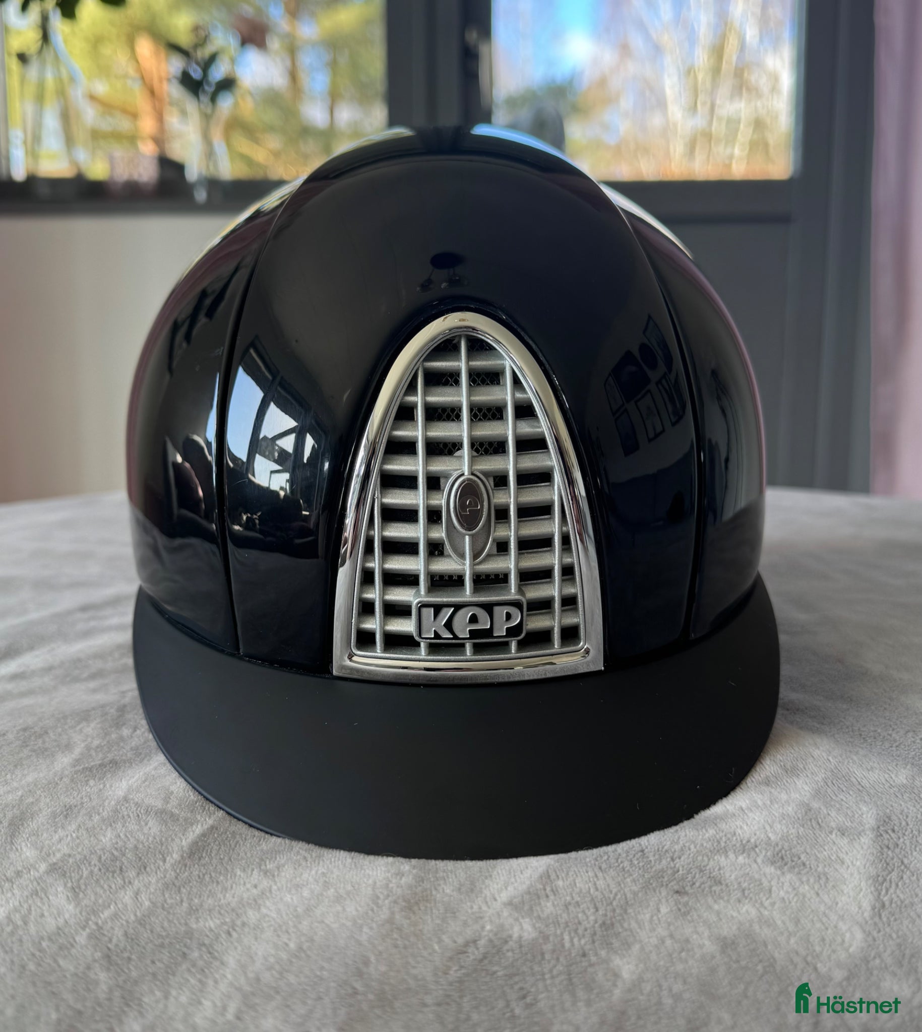 Hjälmar ryttarutrustning till salu: Kep svart shine - Annons 1