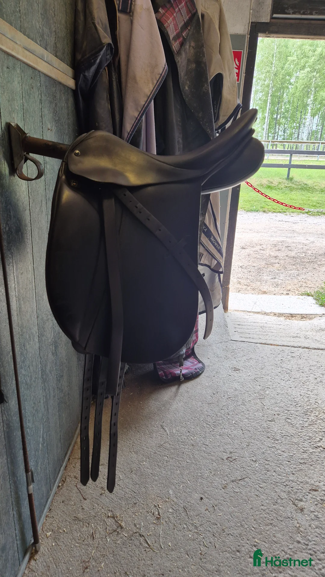 Sadlar hästutrustning till salu: Väl omhändertagen Stubben Tristan i Kungsör - Annons 2