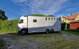 Hästlastbilar  fordon & transport till salu: Hästlastbil i Bollnäs - Annons 1