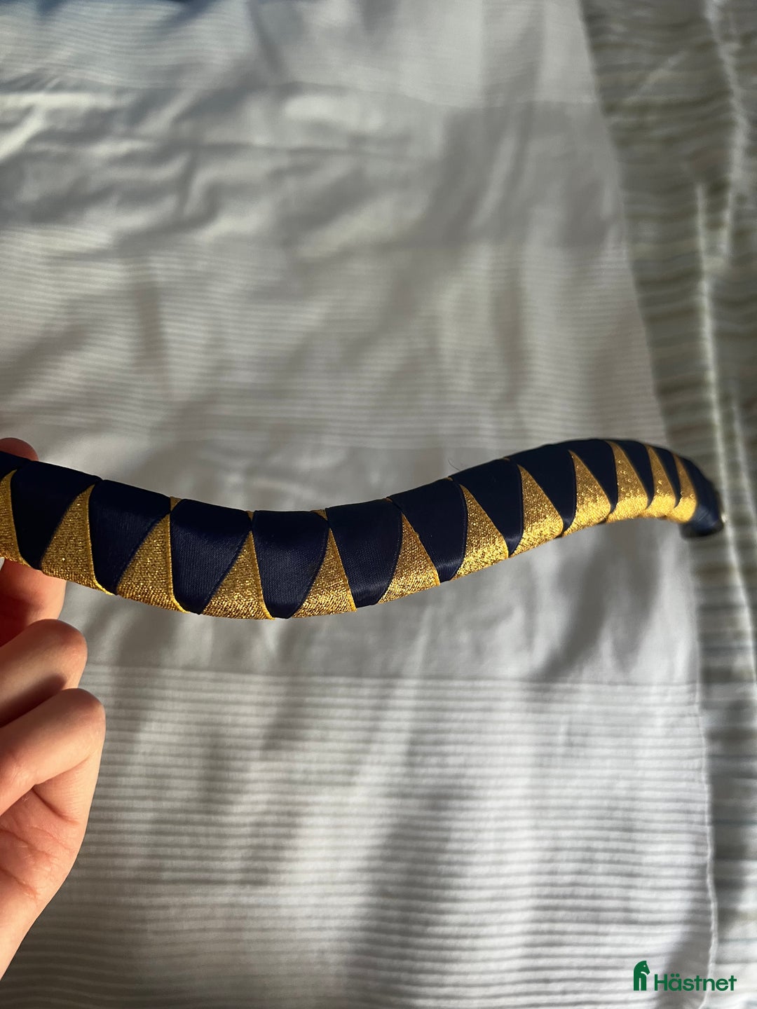 Träns hästutrustning till salu: Flätat pannband i Gråbo - Annons 2