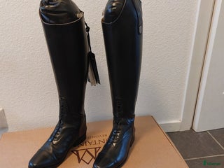 Ridstövlar ryttarutrustning till salu: Mountain Horse Venezia i Västra Frölunda - Annons 11