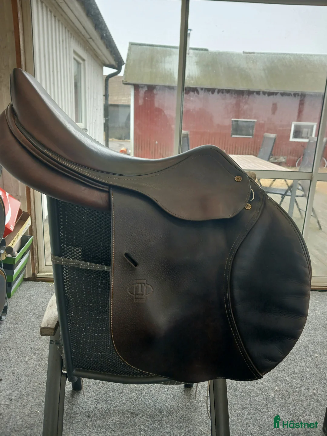 Sadlar hästutrustning till salu: Tolga Hoppsadel - Annons 1