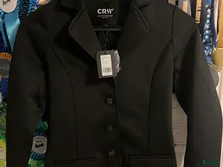 Jackor & Kavajer ryttarutrustning till salu: Tävlingskavaj ny med prislapp i Tranås - Annons 2