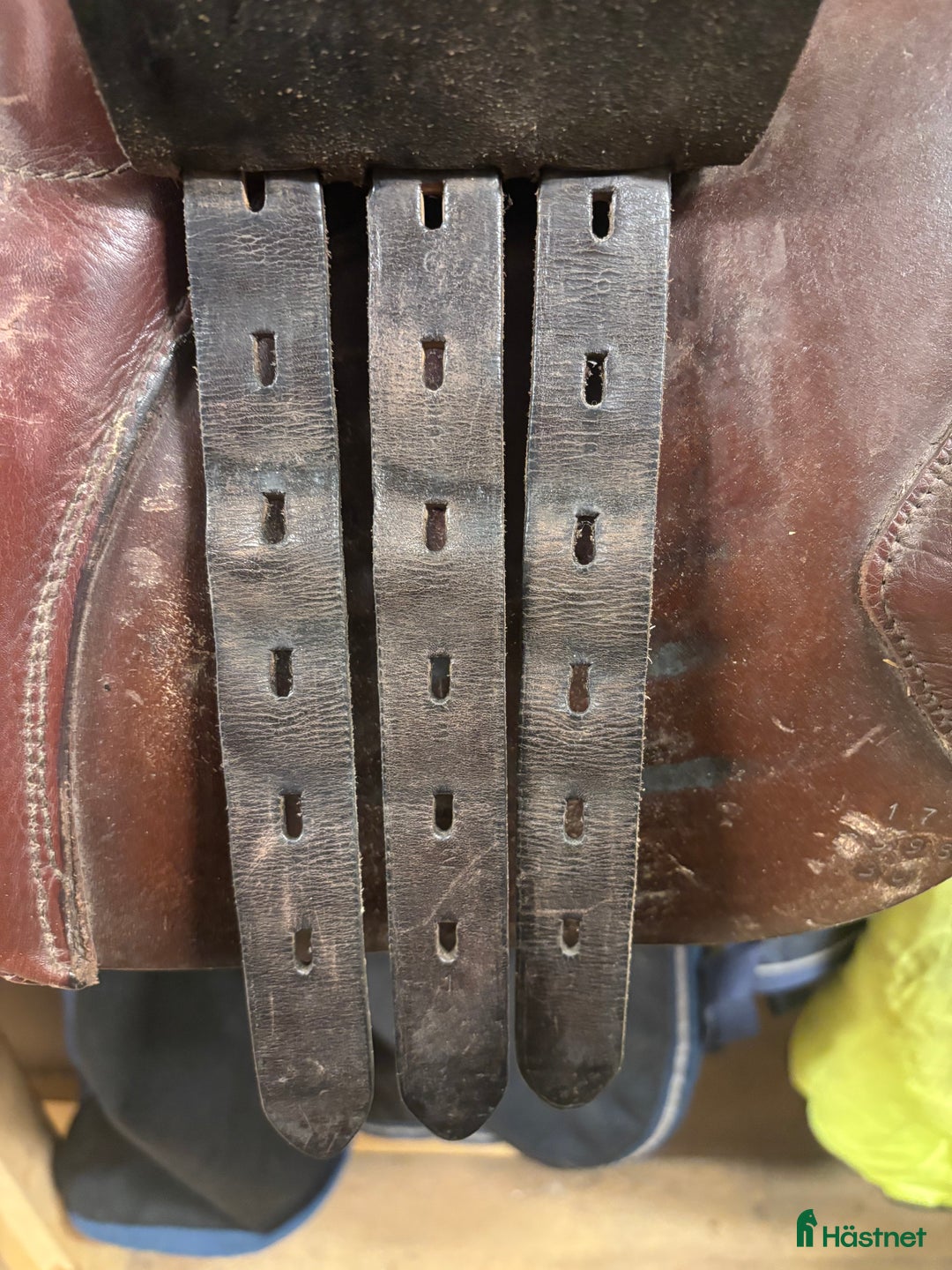 Sadlar hästutrustning till salu: Hoppsadel i Habo - Annons 3