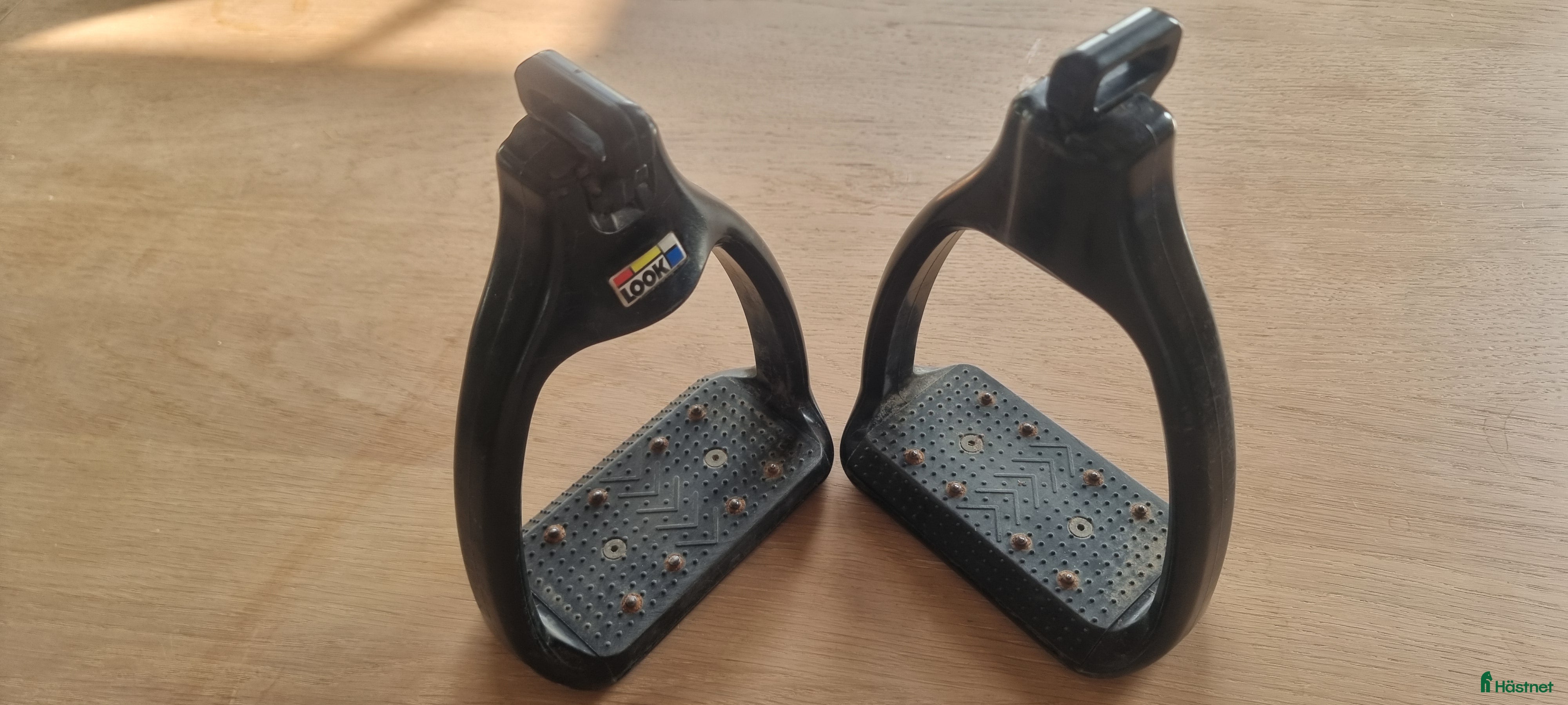 Sadeltillbehör hästutrustning till salu: RidUp Look säkerhetsstigbygel i Staffanstorp - Annons 3