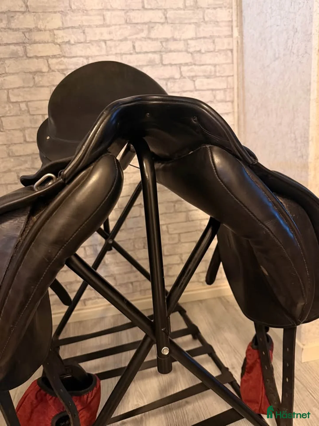 Sadlar hästutrustning till salu: Albion med hög komfort - Annons 2