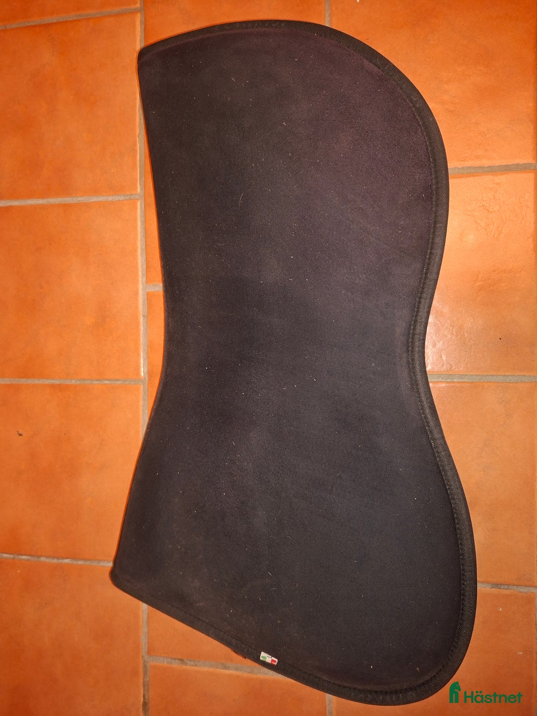 Sadeltillbehör hästutrustning till salu: Acavallo pad i Visby - Annons 1