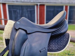 Sadlar hästutrustning till salu: BVSA Erreplus Vittoria i Tranås - Annons 3