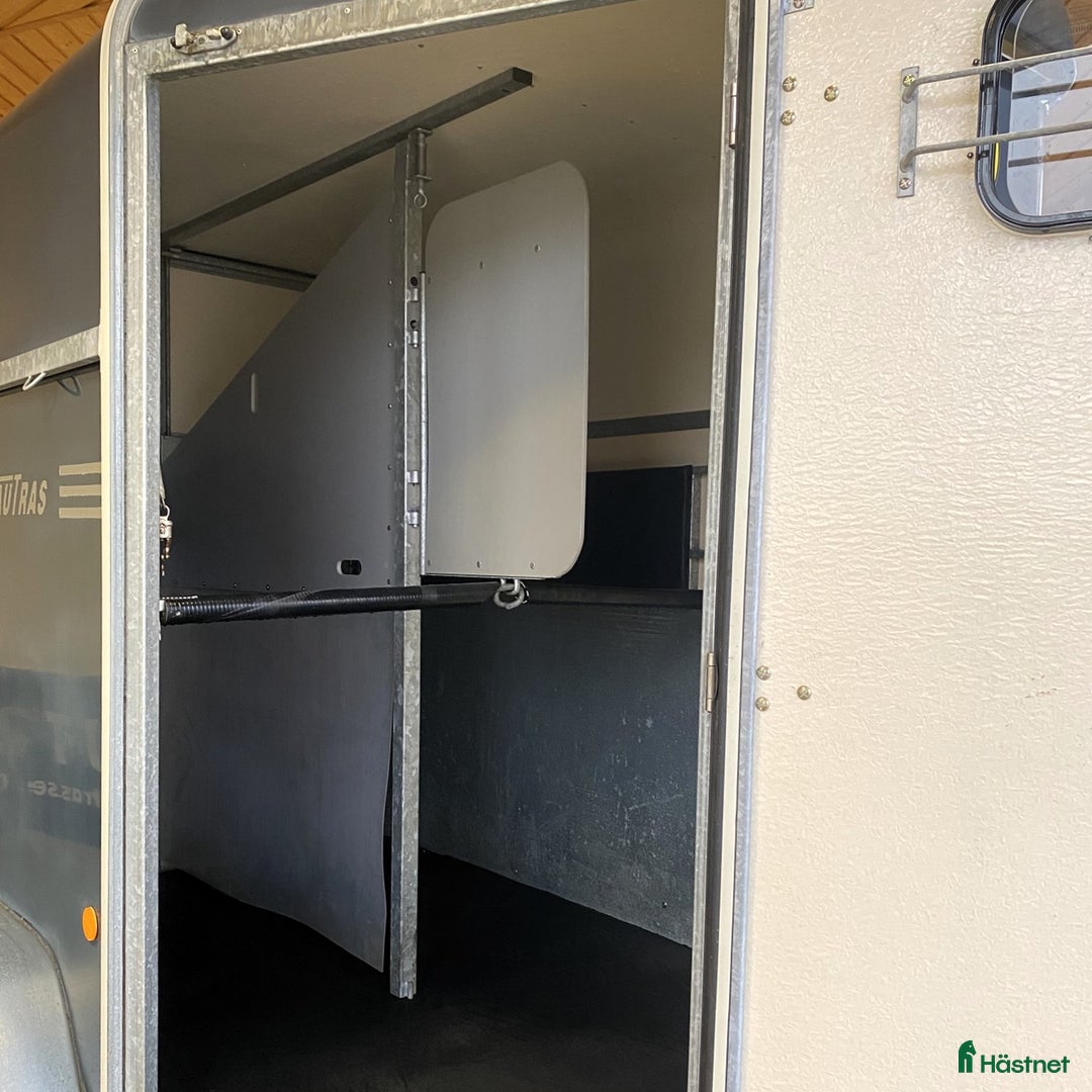 Hästtransporter  fordon & transport till salu: Välskött Fautras Provan i Kvicksund - Annons 5