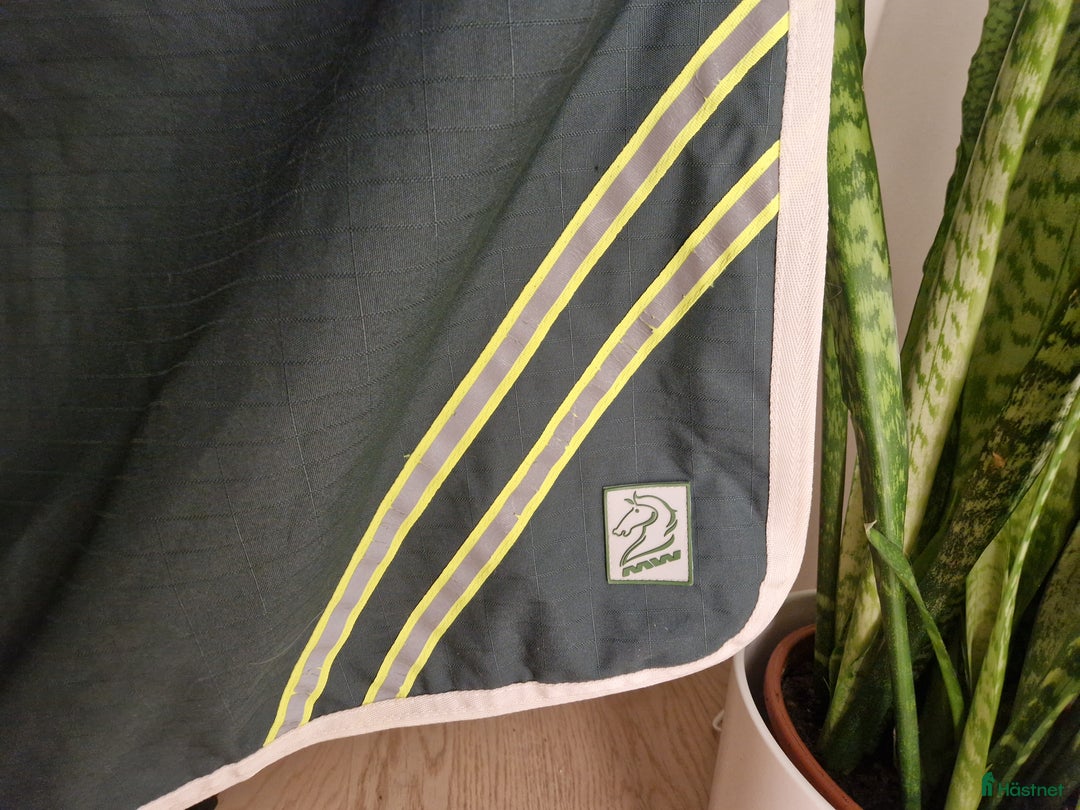 Täcken hästutrustning till salu: Ländtäcke och Flugtäcke  i Johanneshov - Annons 5