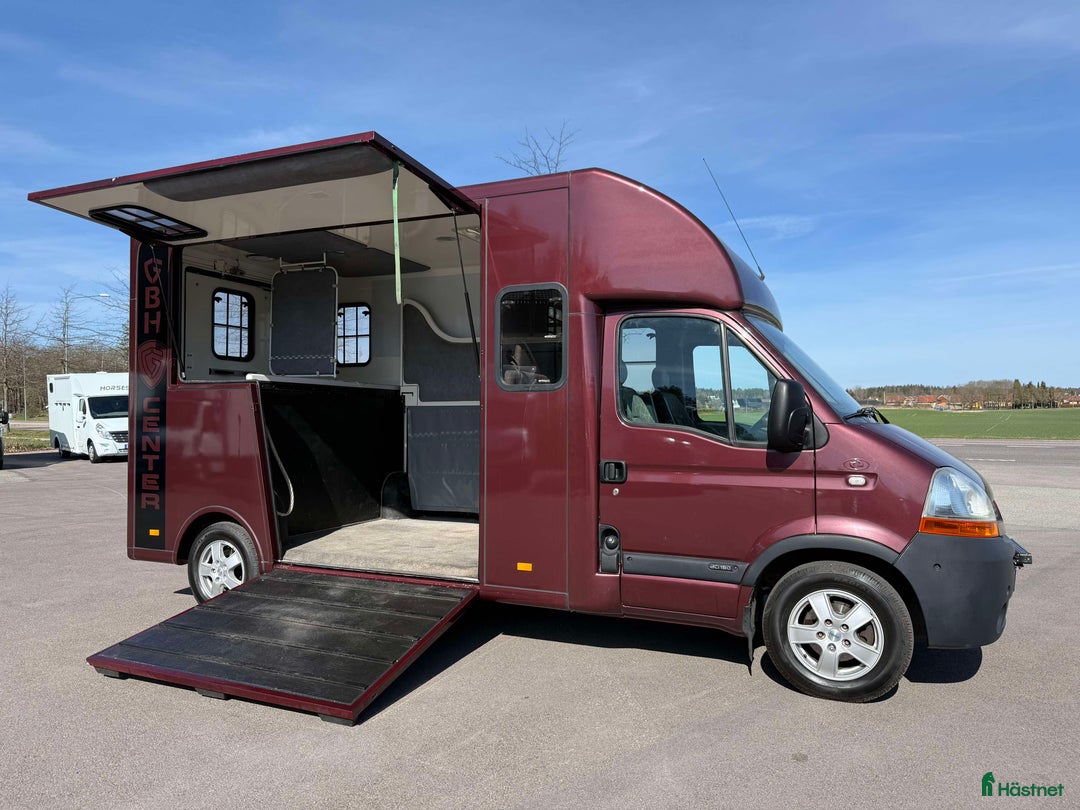 Hästtransporter  fordon & transport till salu: PARAGAN EXCELSION 5 SÄTEN  i Köping - Annons 5