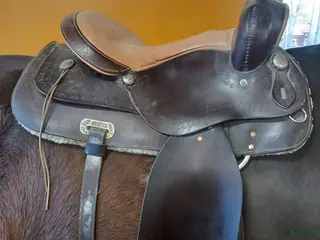 Sadlar hästutrustning till salu: Super skönt Western sadel - Annons 2