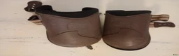 Benskydd hästutrustning till salu: Bakbenskydd  - Annons 1