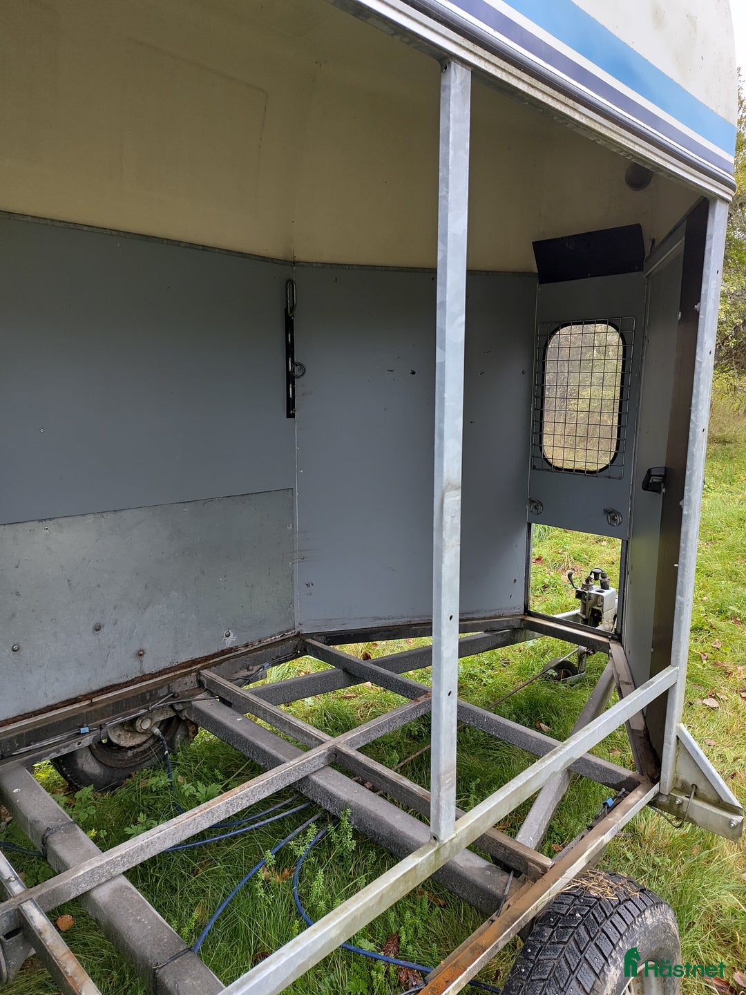 Hästtransporter  fordon & transport till salu: Fixa själv hästsläp Thule Trane 150 TB/2006 i Vingåker - Annons 5