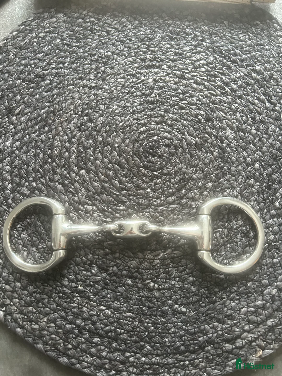 Bett hästutrustning till salu: Tredelat eggbett Fairfield strl 10.5 i Söderby - Annons 1