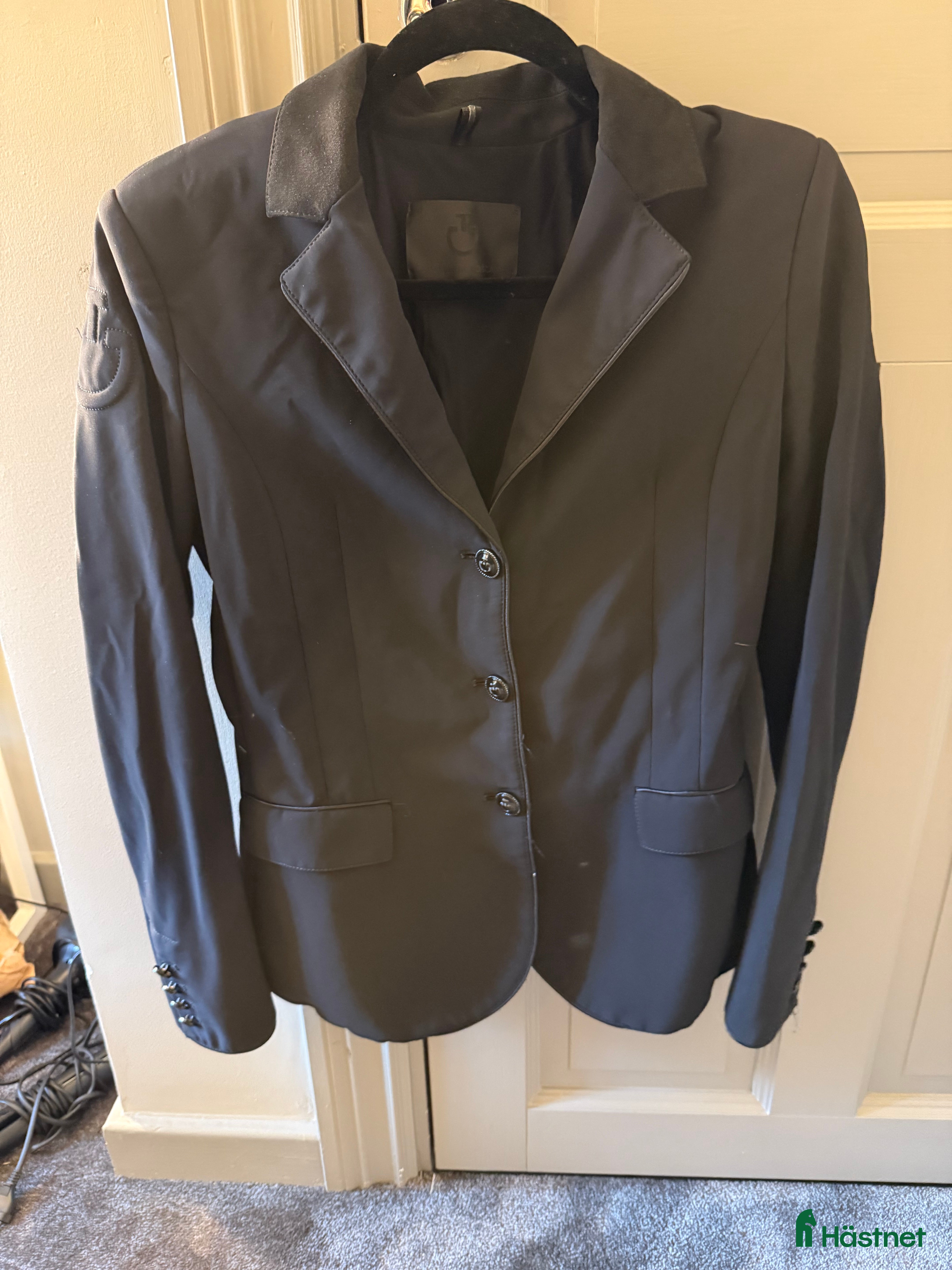 Jackor & Kavajer ryttarutrustning till salu: Cavalleria Toscana kavaj i Kungsbacka - Annons 10