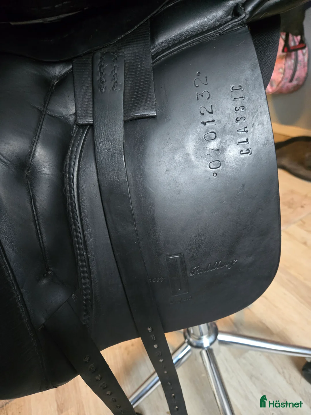 Sadlar hästutrustning till salu: Fin Jensen Classic Dressyrsadel 17" - Annons 4