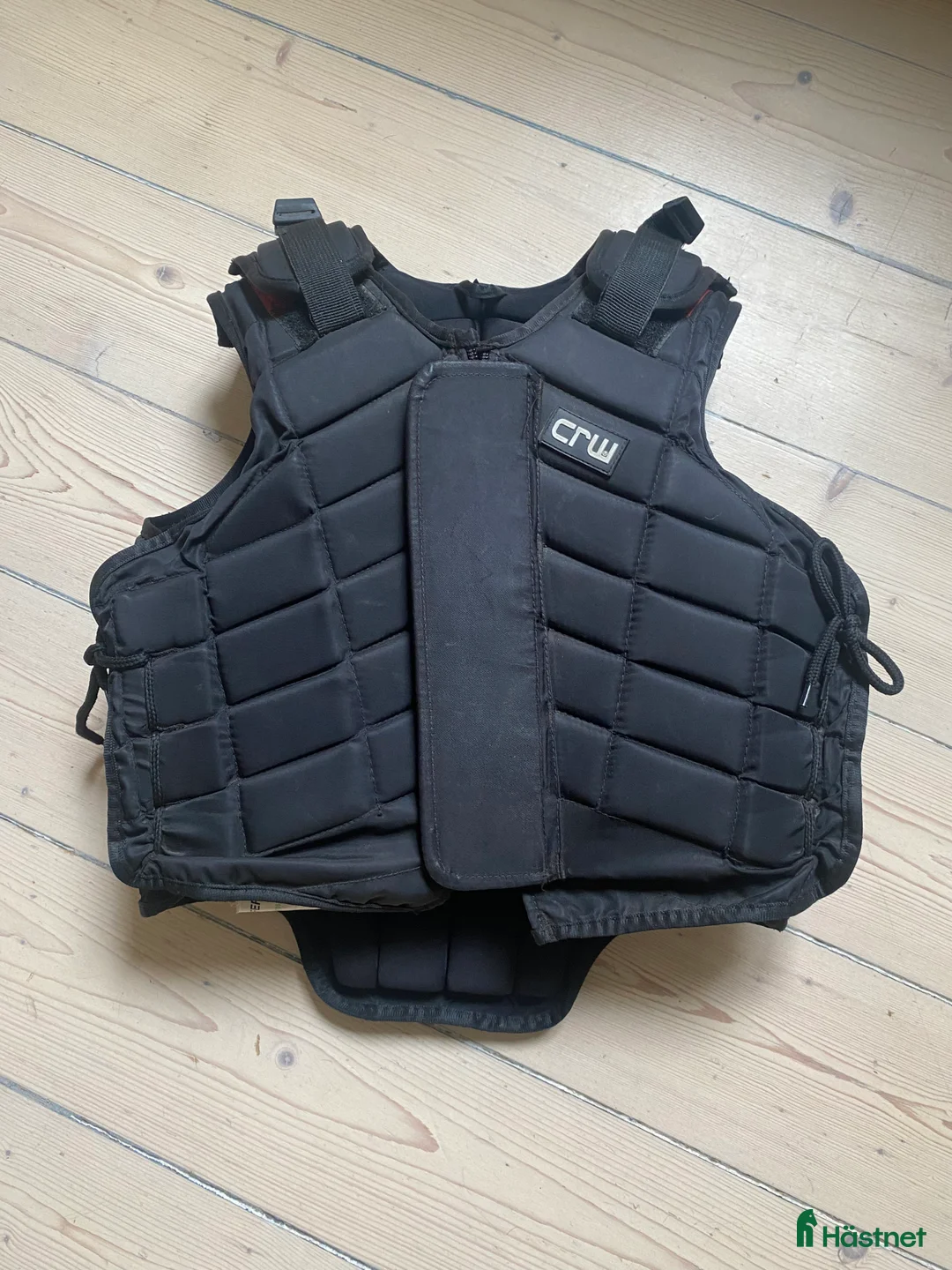 Säkerhetsvästar ryttarutrustning till salu: Superfin säkerhetsväst! i Stockholm - Annons 1