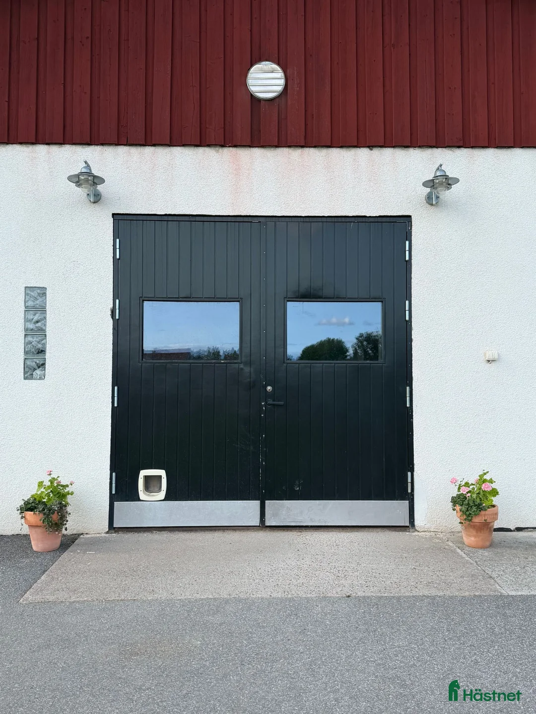  stallplats finnes: Komplett stall uthyres i Falun i Sundborn - Annons 2