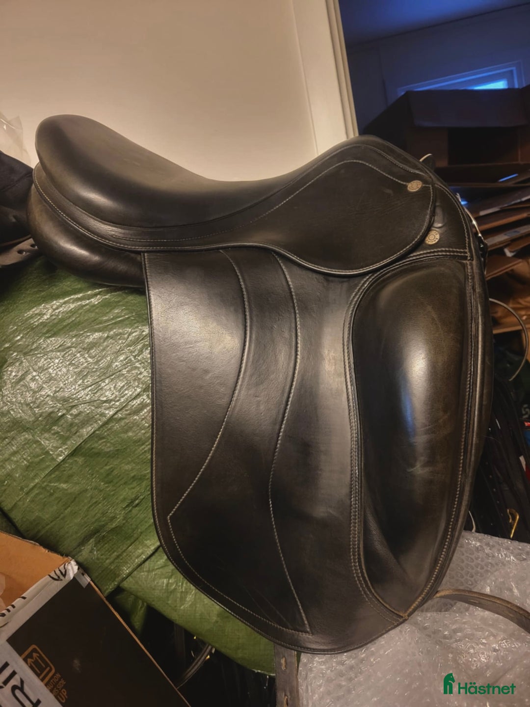 Sadlar hästutrustning till salu: Fin Emporio iceland  i Sala - Annons 1