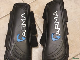 Benskydd hästutrustning till salu: Arma Anatomic strykkappor FULL i Tranås - Annons 2