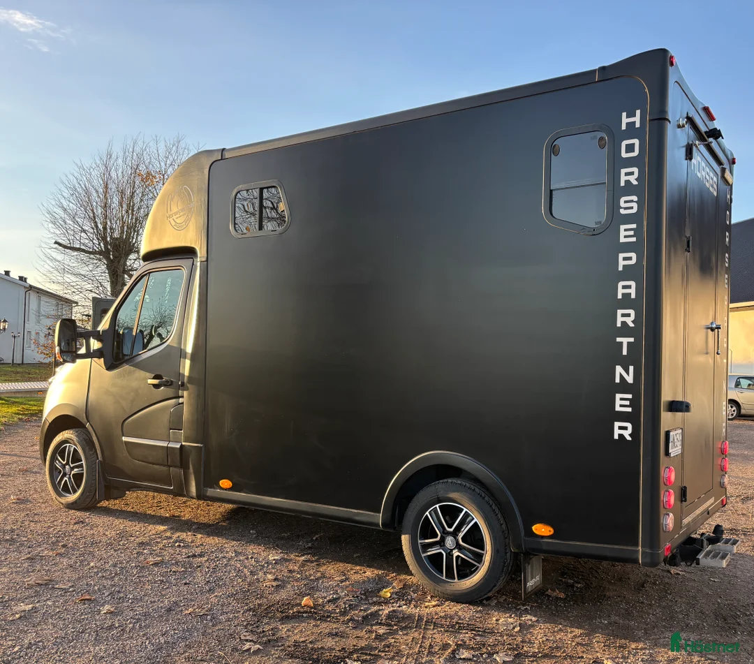 Hästlastbilar  fordon & transport till salu: Horsepartner Exclusive hästbil i Laholm - Annons 6