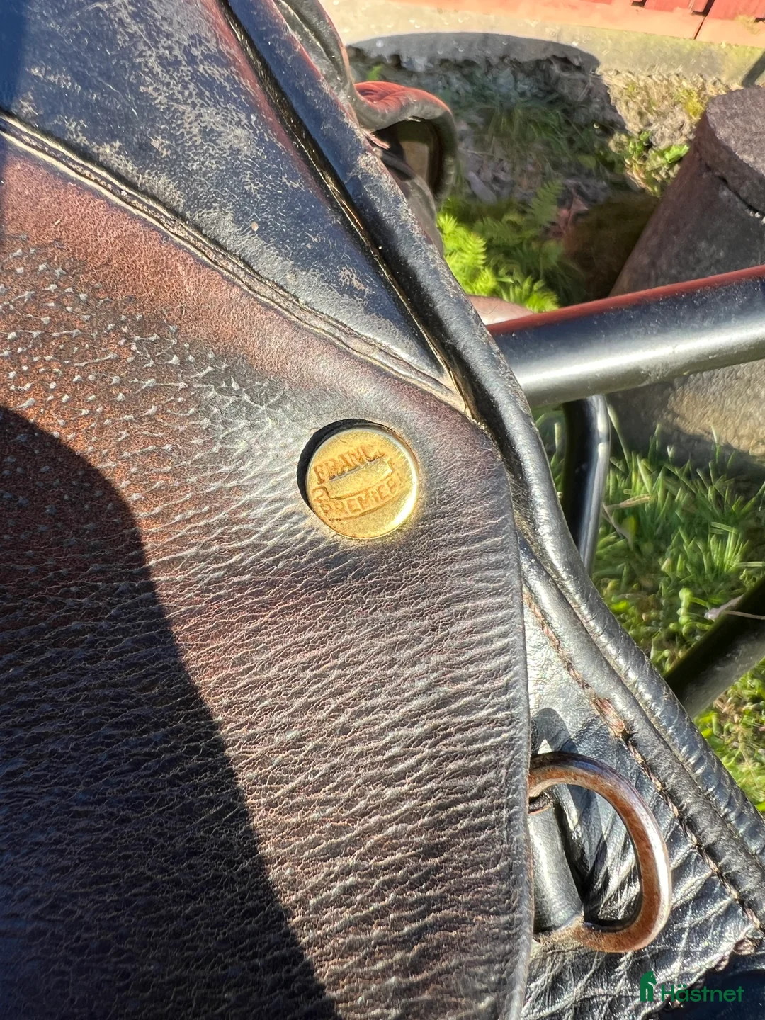 Sadlar hästutrustning till salu: Liten fin sadel i läder 14” i Göteborg - Annons 9