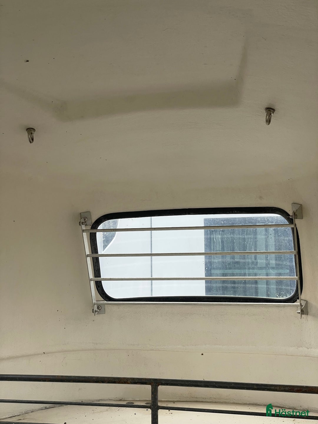 Hästtransporter  fordon & transport till salu: Ljus, rymlig Christ Champion 2012 i Hurva - Annons 15