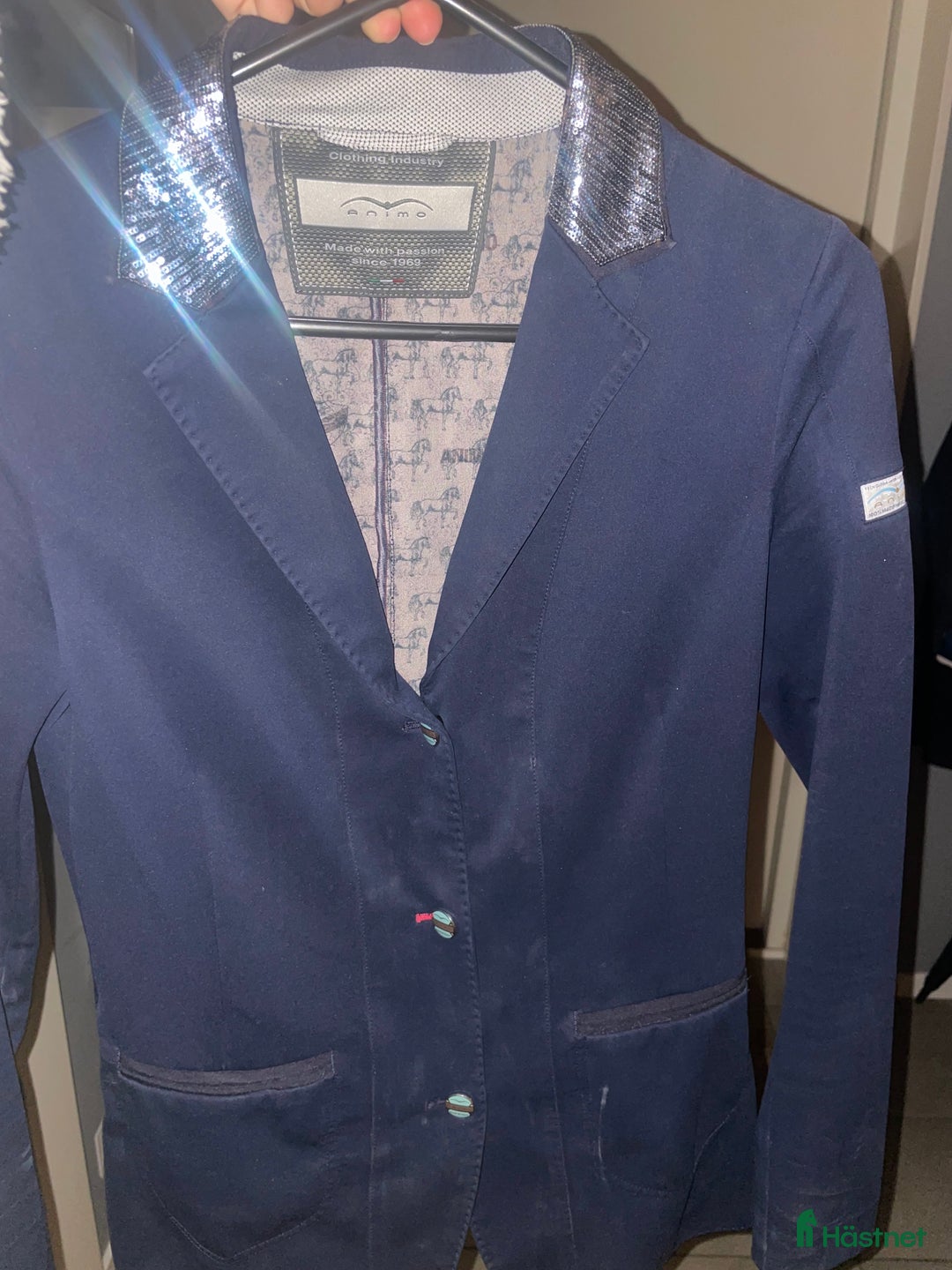 Jackor & Kavajer ryttarutrustning till salu: Super fin animo kavaj i Örebro - Annons 2