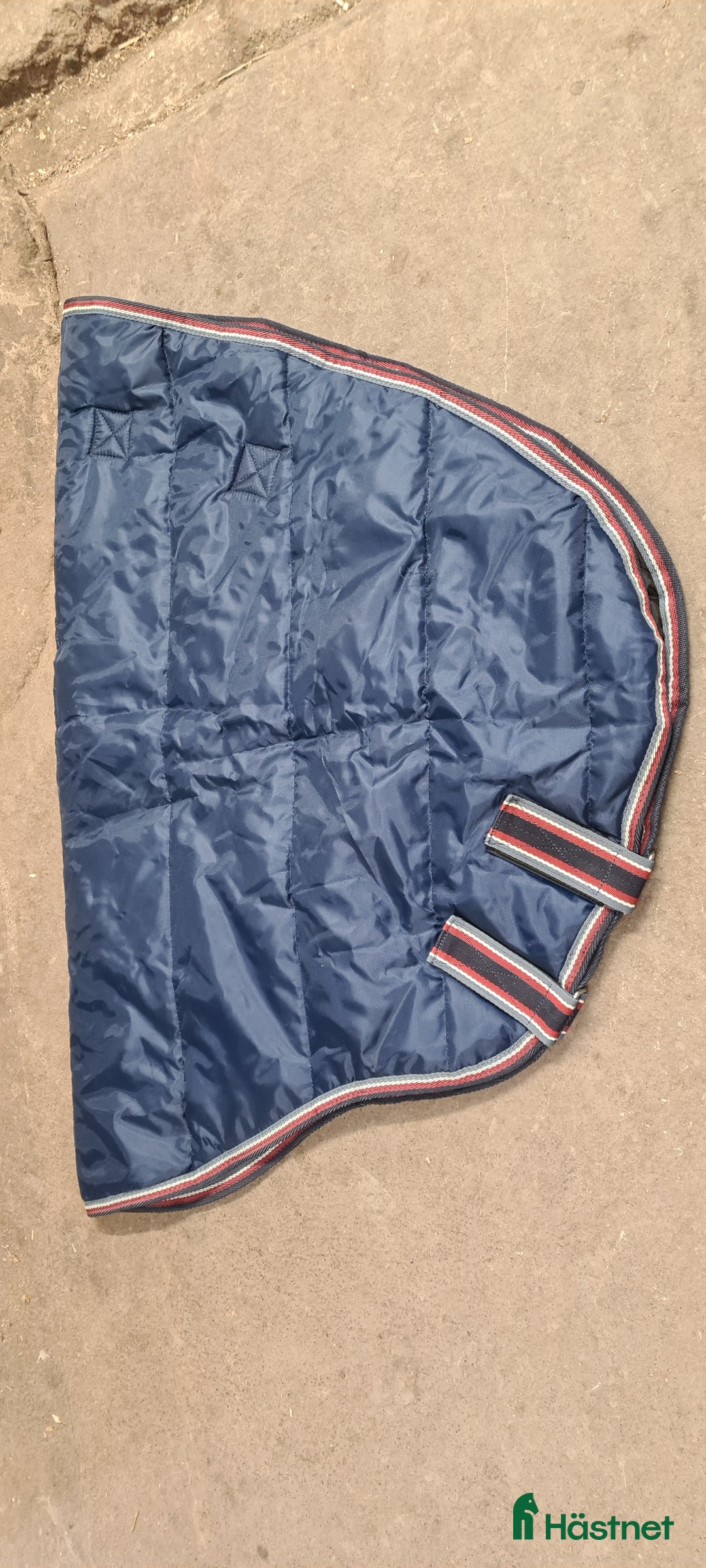 Täcken hästutrustning till salu: Halstäcke  i Örsundsbro - Annons 4