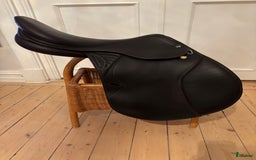 Sadlar hästutrustning till salu: Prestige Versailles New D i Trollhättan - Annons 1