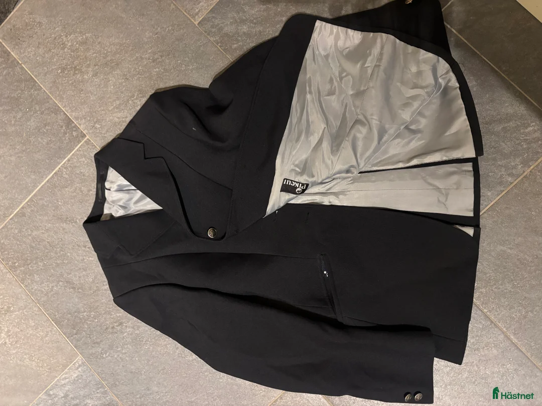 Övrigt Ridkläder ryttarutrustning till salu: Fynda ridkläder! i Norrköping - Annons 10