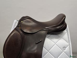 Sadlar hästutrustning Crown Grandee hoppsadel i Färnäs - Annons 13