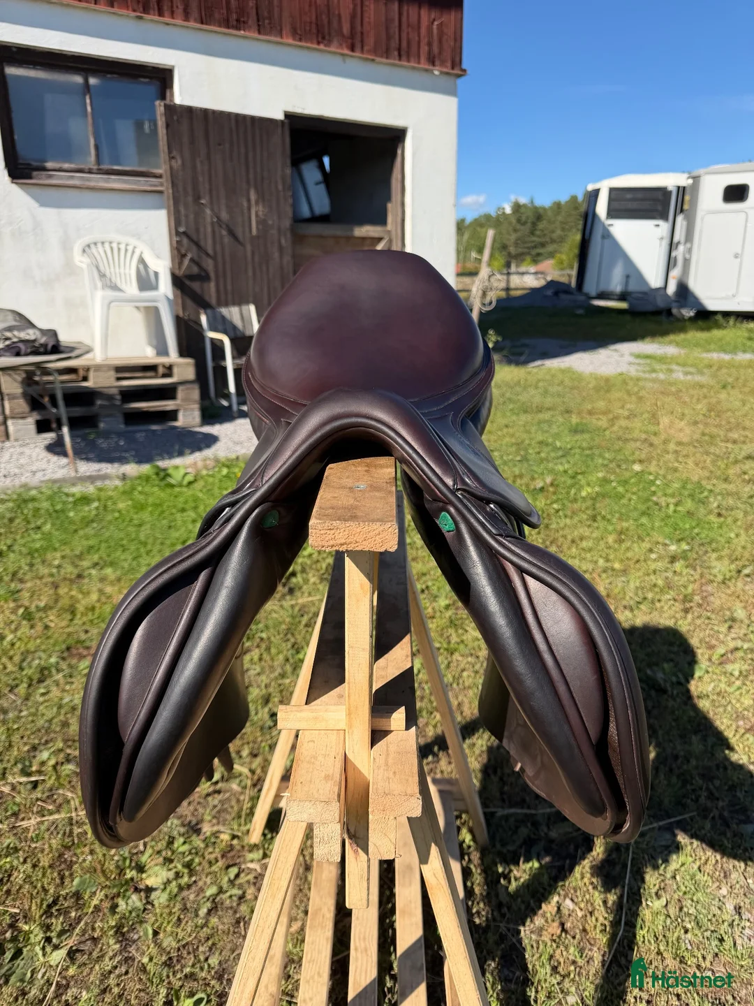 Sadlar hästutrustning till salu: ■ Amerigo Salto Vega 17" – mycket fint skick - Annons 4