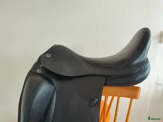 Sadlar hästutrustning till salu: PRESTIGE PHILOSOPHY - Annons 1