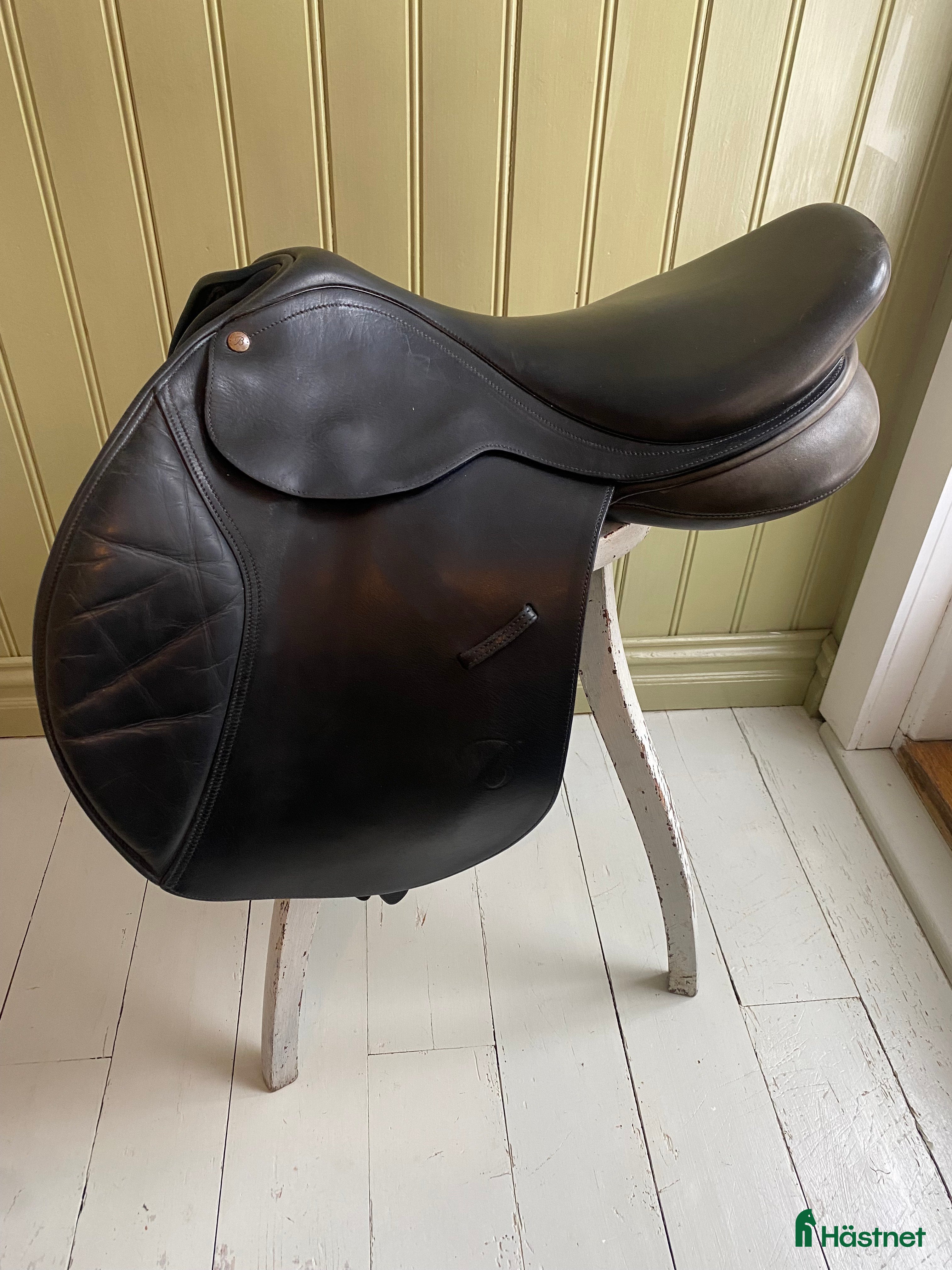 Sadlar hästutrustning Bates Caprilli  i Borghamn - Annons 2