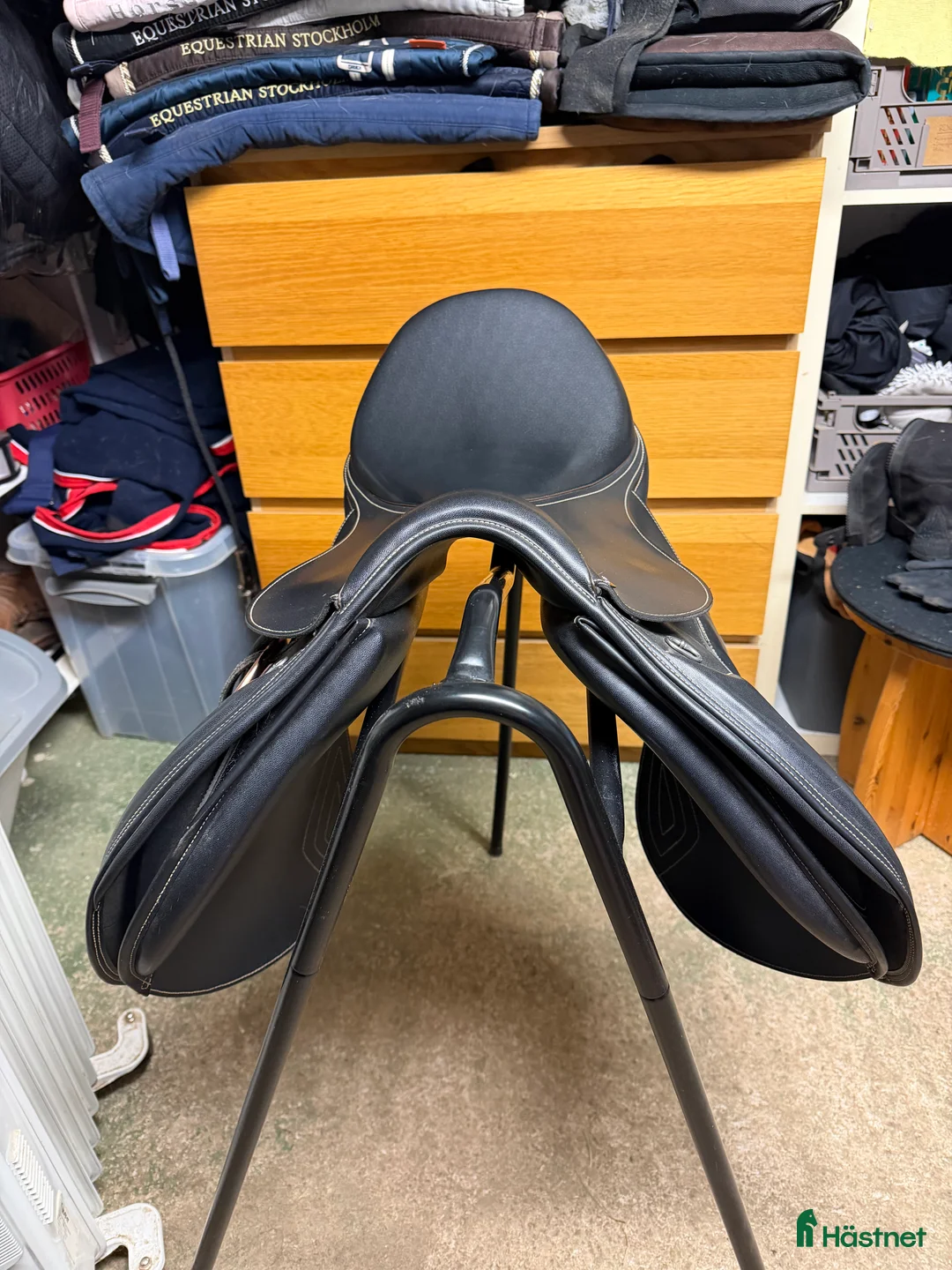 Sadlar hästutrustning till salu: Lipposadel 17” i Skänninge - Annons 2