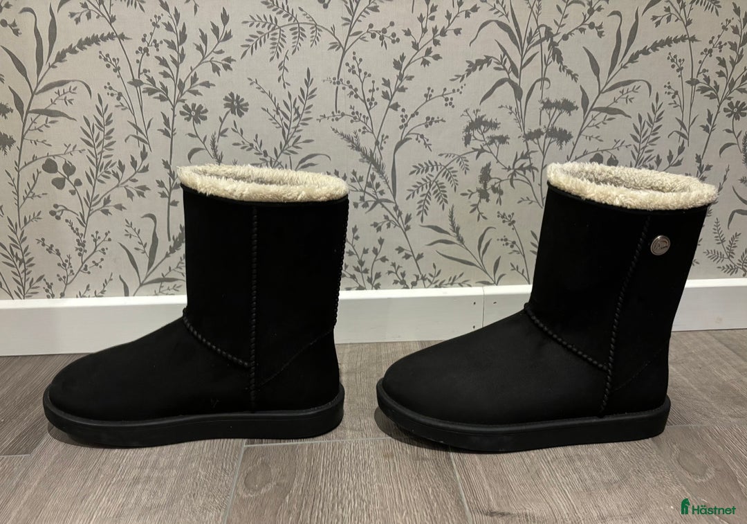 Övrig Ryttarutrustning ryttarutrustning till salu: HKM davos 35 i Sölvesborg - Annons 2