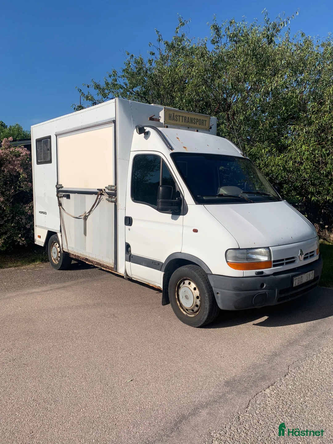 Hästlastbilar  fordon & transport till salu: Hästlastbil Ume-skåp 29000kr  - Annons 2