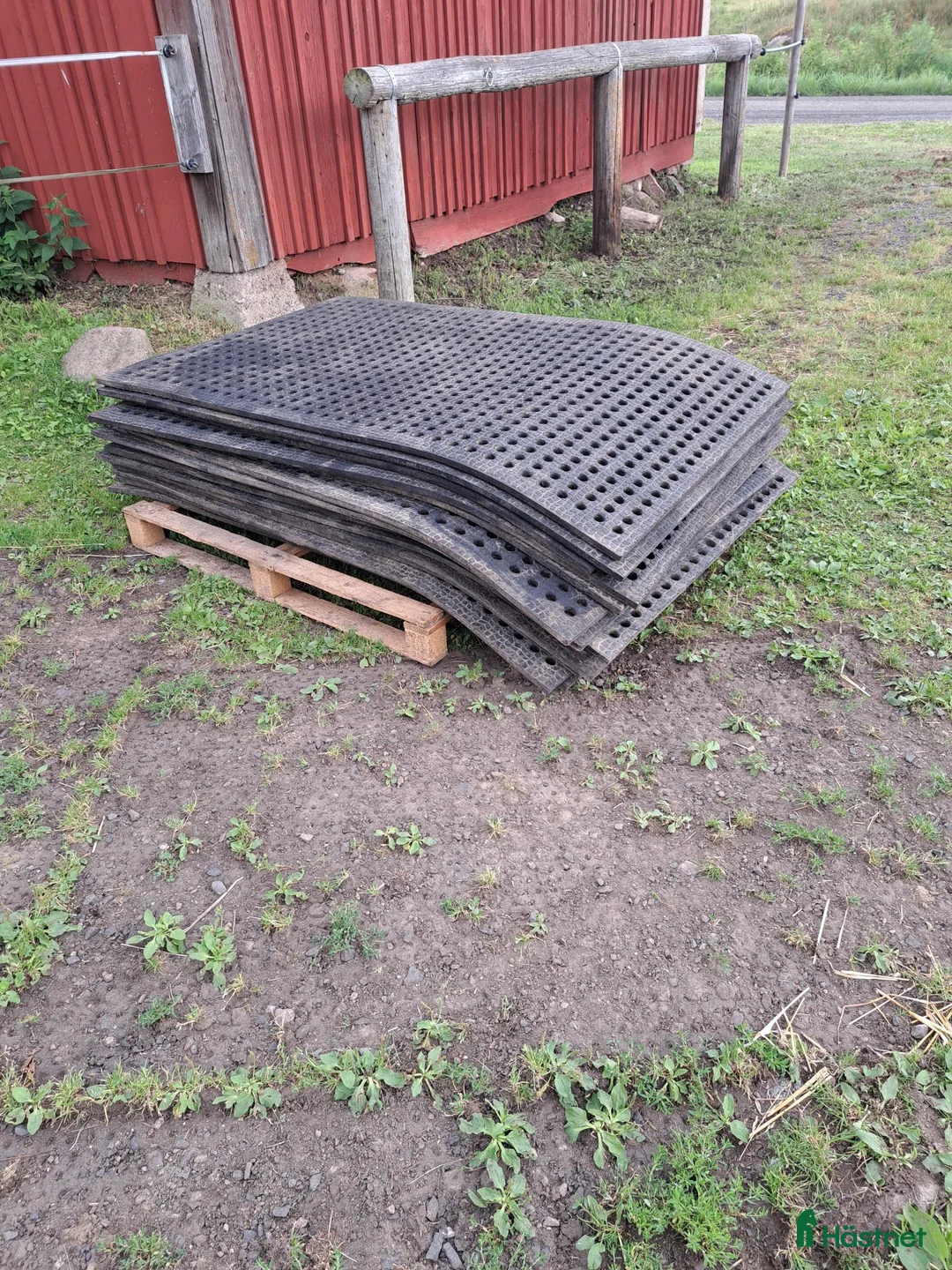 Stallinredning, stängsel & gård övrig utrustning till salu: Gummimattor - hage/stall i Gränna - Annons 2
