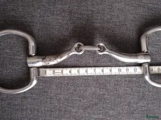 Bett hästutrustning Fagerbits Claudia sötmalm, fast ring, 125mm i Norrtälje - Annons 16