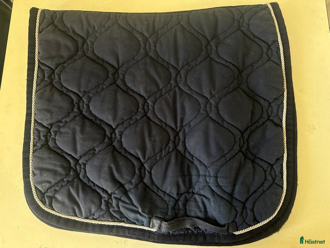 Schabrak & Vojlockar hästutrustning till salu: Equipe schabrak i Vellinge - Annons 3