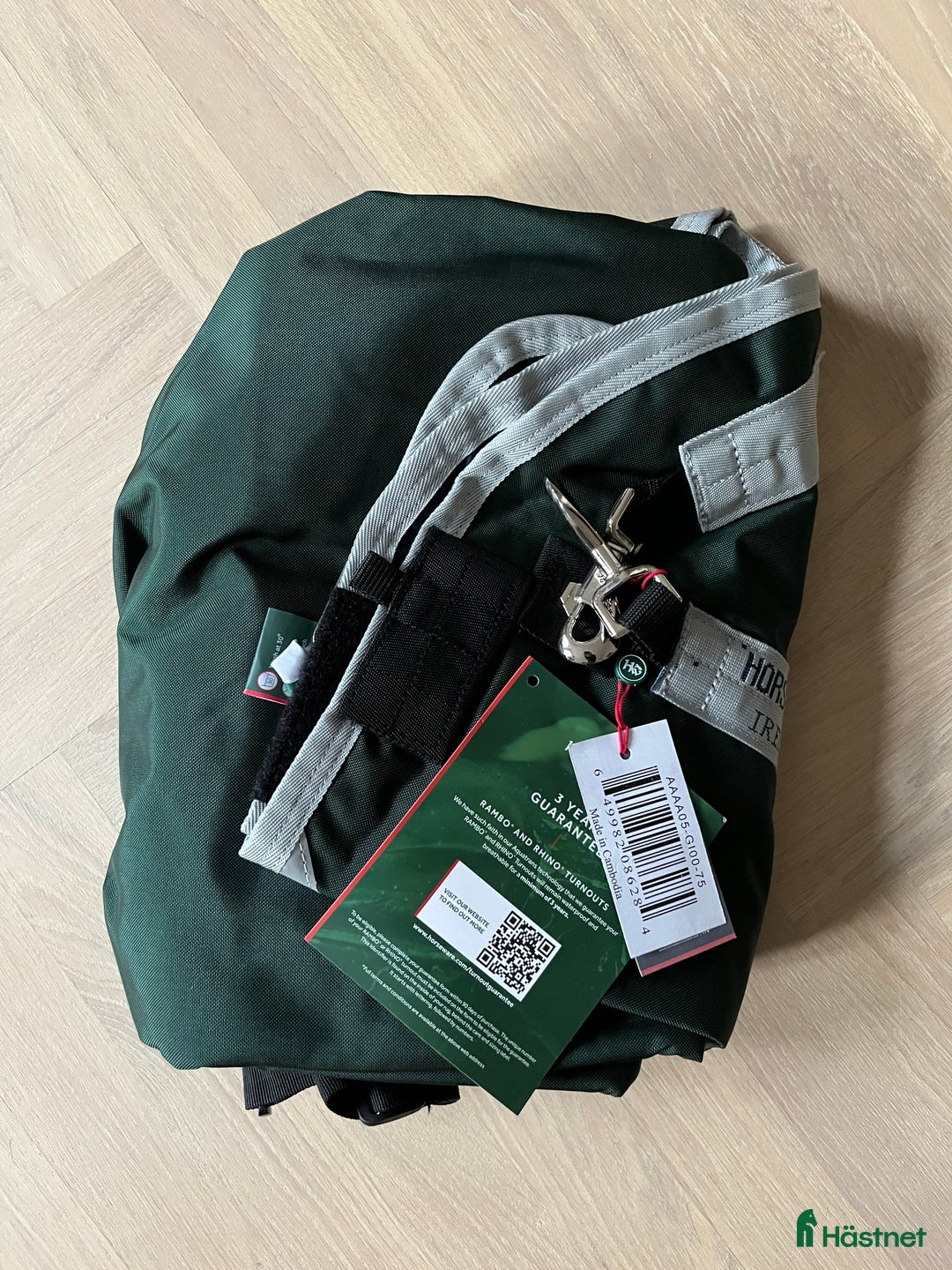 Täcken hästutrustning till salu: Oanvänt Rambo regntäcke 0g i Stockholm - Annons 1
