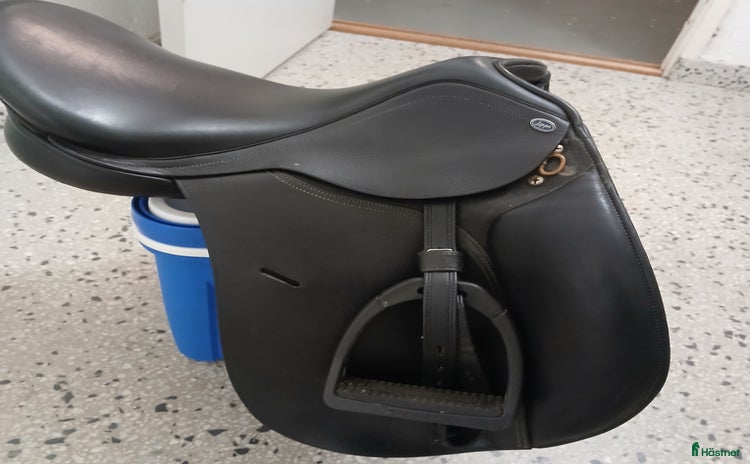 Sadlar hästutrustning till salu i Edsbyn - Annons 14