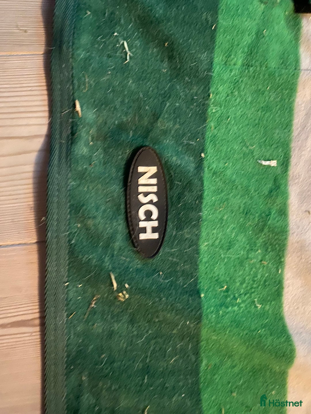 Täcken hästutrustning till salu: Täcke från Nisch i Fjärås - Annons 4